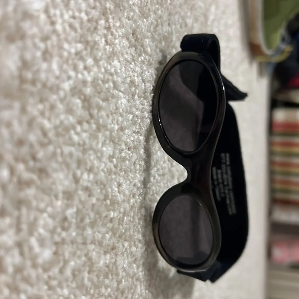 Baby banz infant sunglasses